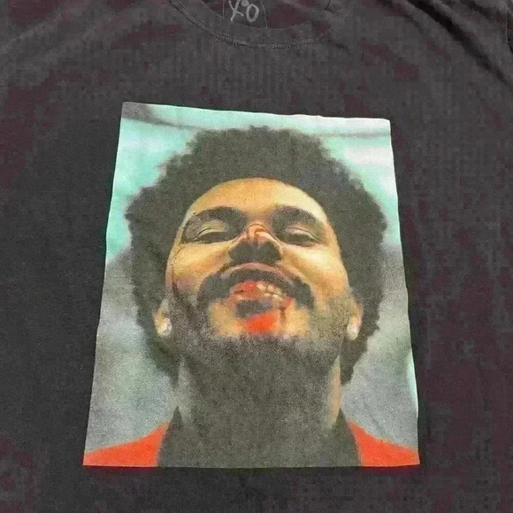 The Weeknd After Hours Tour T Shirt Concert Blood Drip XO Rare Mens Size XL - Picture 6 of 7